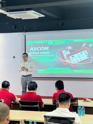 ASCOM ĐỒNG HÀNH VÀ TRAO TẶNG THIẾT BỊ HIỆN Ô TÔ HIỆN ĐẠI CHO SINH VIÊN KỸ THUẬT Ô TÔ TRƯỜNG ĐẠI HỌC BÁCH KHOA TP.HCM